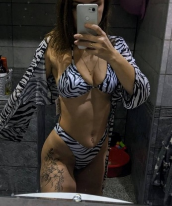 Злата, 22